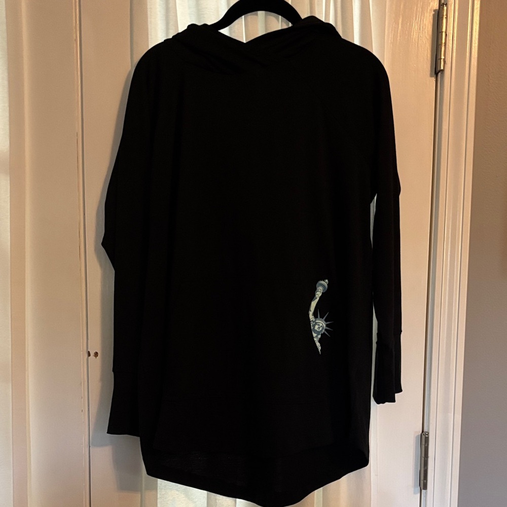 LulaRoe Amber Black Statue of Liberty Hoodie - L